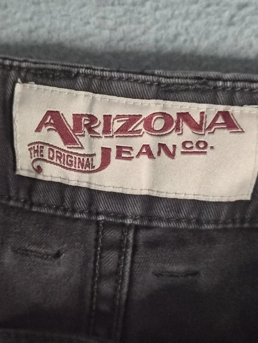Grey Arizona jeans co baggy shorts size mens 38W